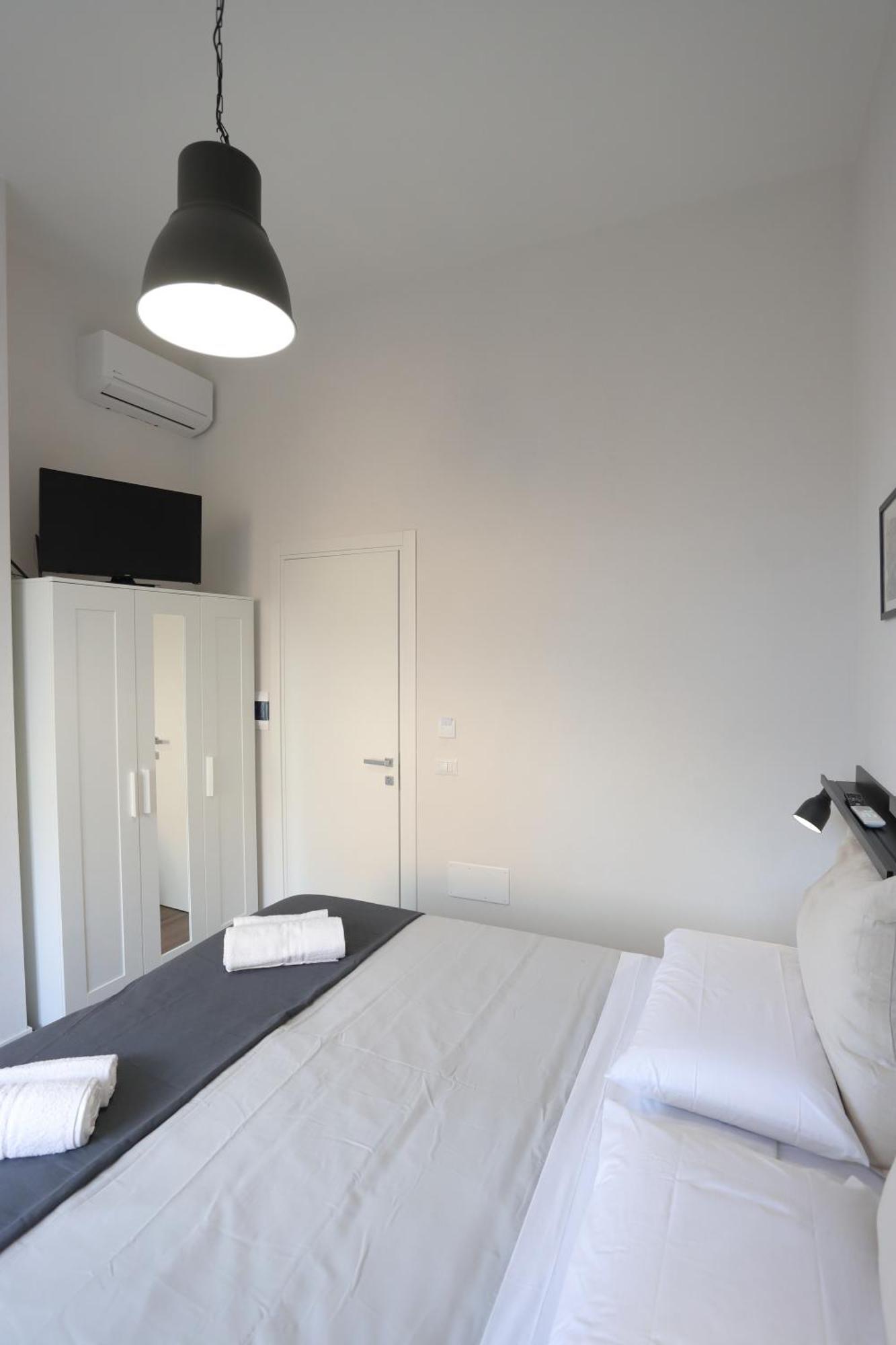 Tammurriata Nera Bedroom Guest house *